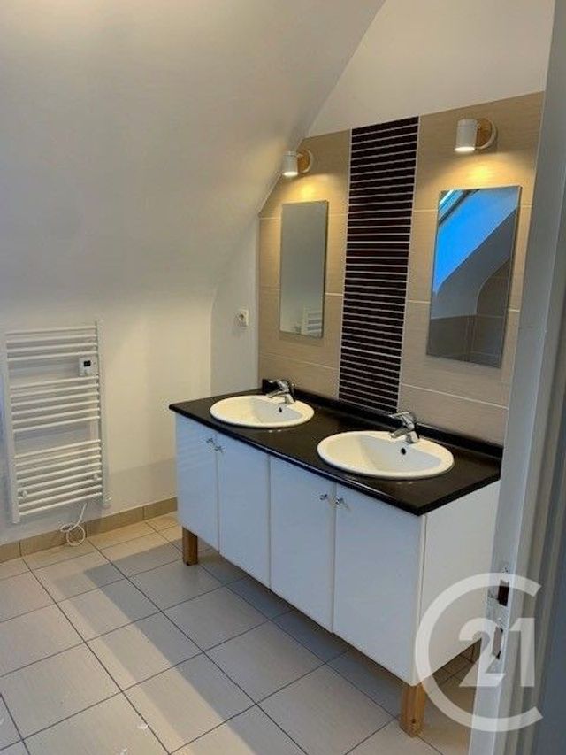 maison à louer - 6 pièces - 115.82 m2 - ST COULOMB - 35 - BRETAGNE - Century 21 Fauvel Immobilier