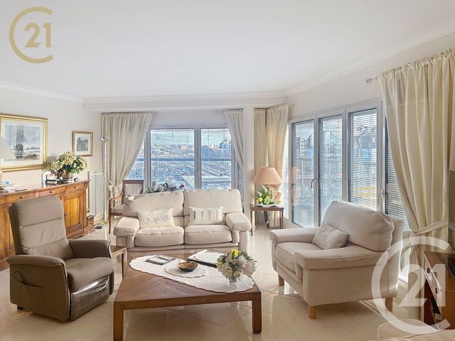 Appartement T3 à vendre - 3 pièces - 105.89 m2 - ST MALO - 35 - BRETAGNE - Century 21 Fauvel Immobilier