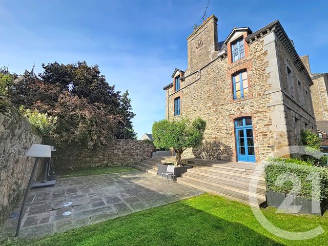 maison à vendre - 9 pièces - 267.0 m2 - DOL DE BRETAGNE - 35 - BRETAGNE - Century 21 Fauvel Immobilier